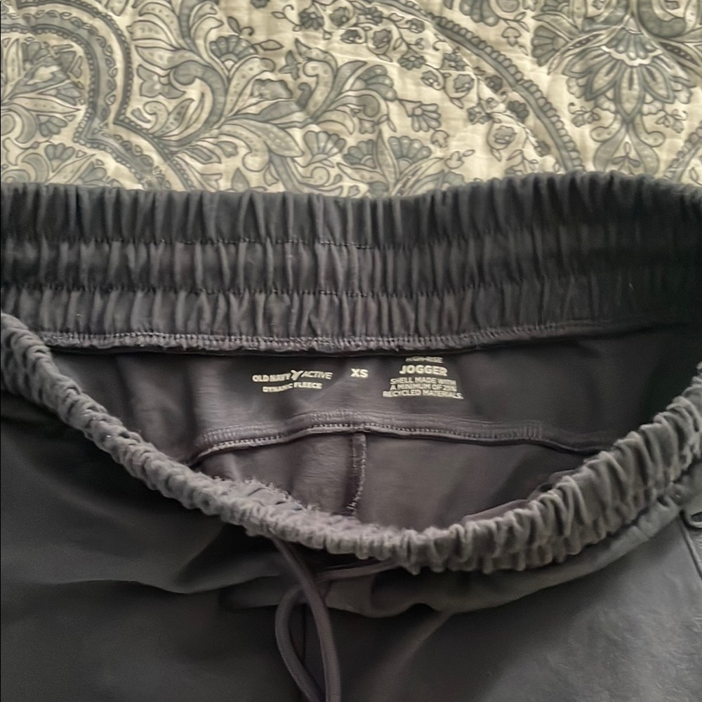 Old Navy Black Jogger Pants